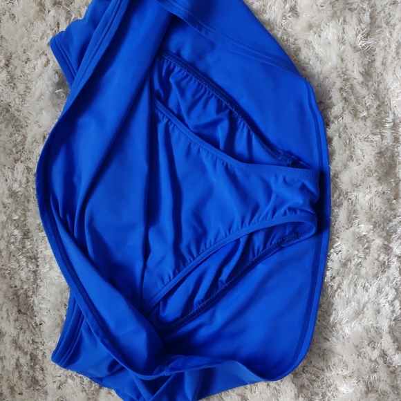 EUC Pair of blue bikini bottoms - Picture 3 of 7